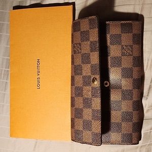 Authentic PreLoved Louis Vuitton Damier Ebene Sarah Wallet